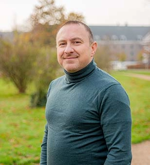 Tasin Yildiz